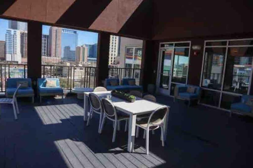 Fancy Apt Downtown. Pool. Gym. Lounge. Pet Ok Houston Zewnętrze zdjęcie