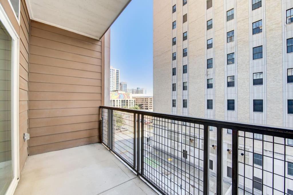 Fancy Apt Downtown. Pool. Gym. Lounge. Pet Ok Houston Zewnętrze zdjęcie